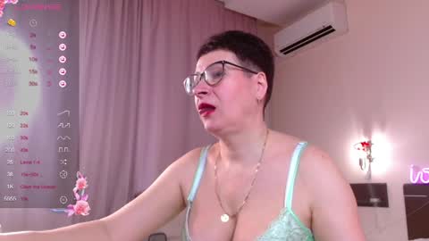 Jenny online show from 04/12/26, 08:19