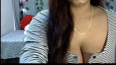 Snapshot of jennysinghaniya chatting on 01/09/25, 01:45 jenny online show from 01/09/25, 01:45