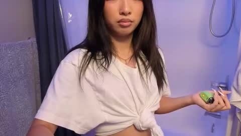 Jenny Tran online show from 04/10/26, 11:53