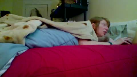 Snapshot of jenovakitty chatting on 04/25/26, 12:41 Jenn - come to my onlyfans online show from 04/25/26, 12:41
