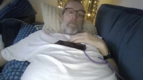 jens19651 online show from 11/28/25, 07:55