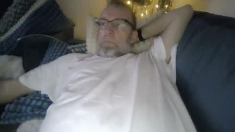 jens19651 online show from 12/01/25, 07:02