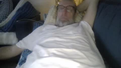 jens19651 online show from 12/04/25, 07:39