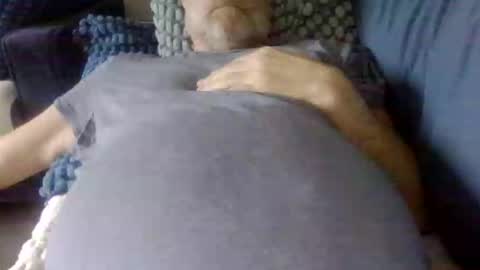 jens19651 online show from 04/20/26, 05:32