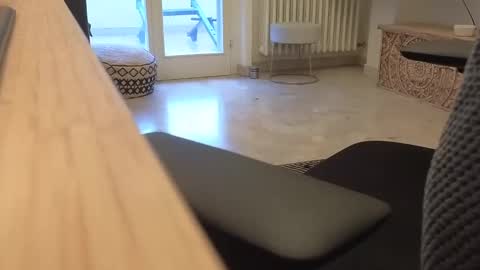 Snapshot of jeremie18cms chatting on 03/01/25, 03:27 Machine Sperme online show from 03/01/25, 03:27