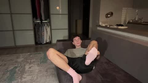 jeremy1scott online show from 11/11/25, 03:39