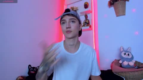 jero independent model online show from 10/29/25, 04:59