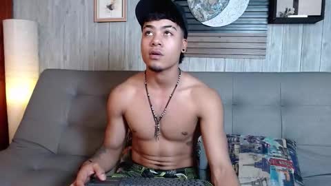 Snapshot of jeremy_wallker chatting on 02/18/26, 09:33 Jeremy online show from 02/18/26, 09:33