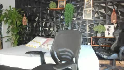 Jeremy online show from 07/18/26, 06:12