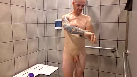 Jeremy online show from 01/14/26, 01:22