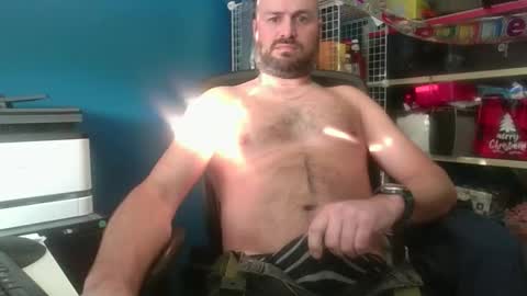 Snapshot of jerere2 chatting on 02/13/26, 07:54 jerere2 online show from 02/13/26, 07:54