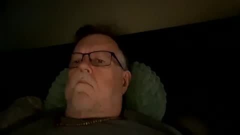 Snapshot of jerkoffwithme2 chatting on 11/11/25, 05:51 TwoDaddies online show from 11/11/25, 05:51