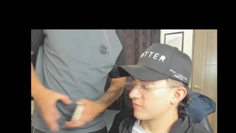 Snapshot of jeroo__ chatting on 12/17/25, 05:02 jeroo__ online show from 12/17/25, 05:02