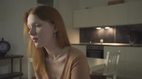 Molly online show from 10/05/25, 03:10