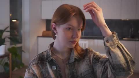 Molly online show from 12/15/25, 03:05