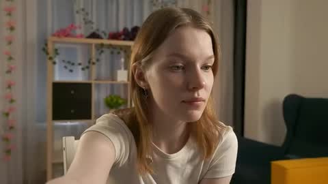 Molly online show from 12/23/25, 04:10