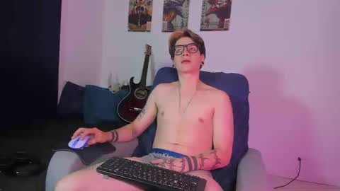 Angelo online show from 09/23/25, 01:52