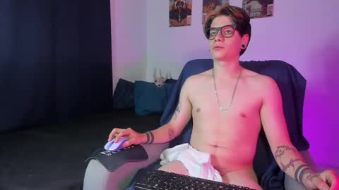 Angelo online show from 09/26/25, 05:00