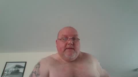 Snapshot of jerseyhammer01 chatting on 12/21/24, 10:28 Harry online show from 12/21/24, 10:28