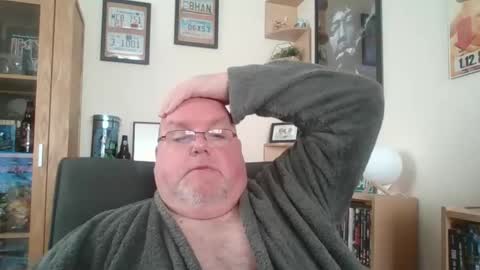 Snapshot of jerseyhammer01 chatting on 02/06/25, 09:00 Harry online show from 02/06/25, 09:00