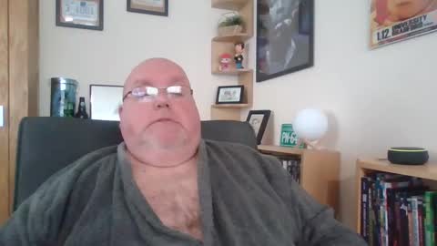 Snapshot of jerseyhammer01 chatting on 02/20/25, 08:50 Harry online show from 02/20/25, 08:50