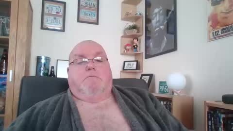 Snapshot of jerseyhammer01 chatting on 02/24/25, 08:38 Harry online show from 02/24/25, 08:38