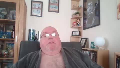 Snapshot of jerseyhammer01 chatting on 02/27/25, 08:39 Harry online show from 02/27/25, 08:39