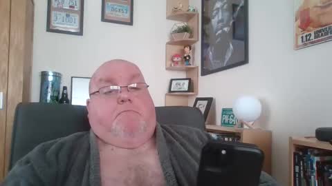 Snapshot of jerseyhammer01 chatting on 03/03/25, 08:49 Harry online show from 03/03/25, 08:49