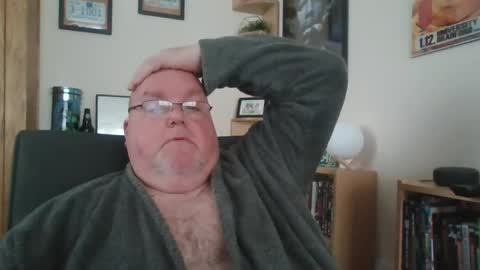 Snapshot of jerseyhammer01 chatting on 03/04/25, 08:24 Harry online show from 03/04/25, 08:24