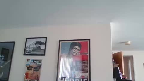 Snapshot of jerseyhammer01 chatting on 09/25/25, 07:56 Harry online show from 09/25/25, 07:56