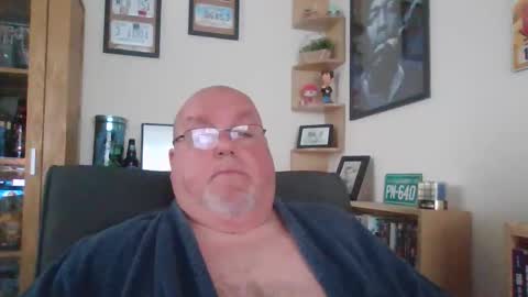 Snapshot of jerseyhammer01 chatting on 09/27/25, 10:09 Harry online show from 09/27/25, 10:09