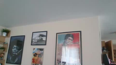 Snapshot of jerseyhammer01 chatting on 10/13/25, 08:25 Harry online show from 10/13/25, 08:25