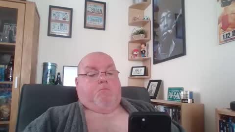 Snapshot of jerseyhammer01 chatting on 10/28/25, 08:51 Harry online show from 10/28/25, 08:51