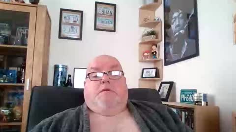 Snapshot of jerseyhammer01 chatting on 11/02/25, 09:22 Harry online show from 11/02/25, 09:22