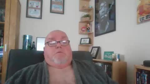 Snapshot of jerseyhammer01 chatting on 11/12/25, 08:26 Harry online show from 11/12/25, 08:26