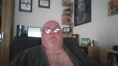 Snapshot of jerseyhammer01 chatting on 11/13/25, 09:08 Harry online show from 11/13/25, 09:08