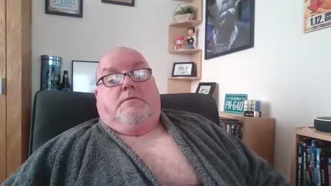 Snapshot of jerseyhammer01 chatting on 11/23/25, 10:37 Harry online show from 11/23/25, 10:37