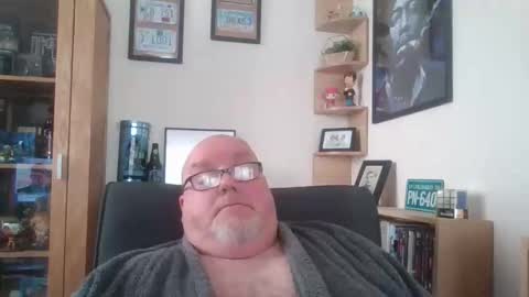 Snapshot of jerseyhammer01 chatting on 12/03/25, 10:13 Harry online show from 12/03/25, 10:13