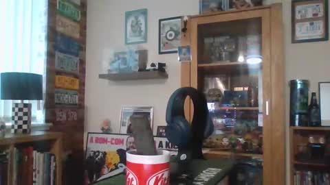 Snapshot of jerseyhammer01 chatting on 01/14/26, 08:53 Harry online show from 01/14/26, 08:53