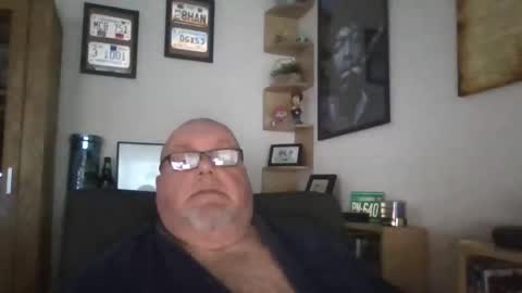 Snapshot of jerseyhammer01 chatting on 02/05/26, 08:30 Harry online show from 02/05/26, 08:30