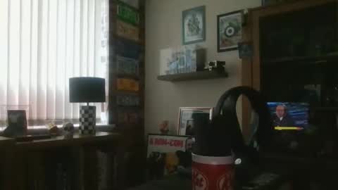 Snapshot of jerseyhammer01 chatting on 02/19/26, 08:54 Harry online show from 02/19/26, 08:54