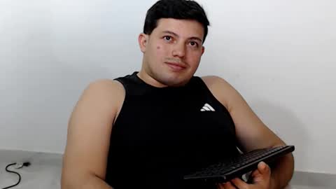 Snapshot of jertbear chatting on 04/06/26, 05:41 ItsJert Bear online show from 04/06/26, 05:41