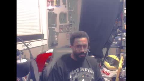 Snapshot of jerzey2k2 chatting on 02/22/26, 01:51 Jerzey2k2 aka the Alpha online show from 02/22/26, 01:51