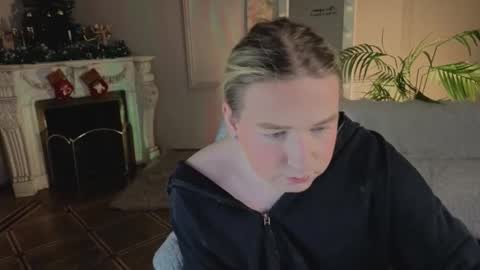 jes_solar online show from 12/17/25, 10:05