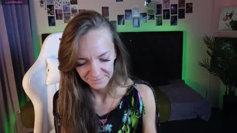 jesica_moon_peachy online show from 10/11/25, 01:38