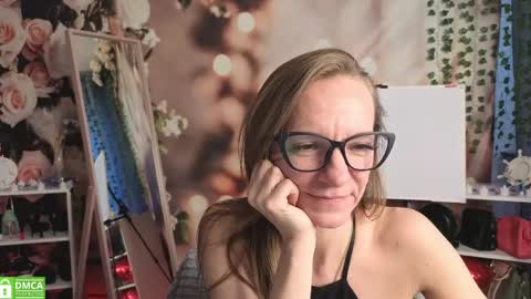 Snapshot of jesica_moon_peachyy chatting on 04/18/26, 02:15 jesica_moon_peachyy online show from 04/18/26, 02:15