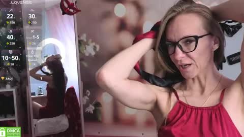 Snapshot of jesica_moon_peachyy chatting on 05/10/26, 03:44 jesica_moon_peachyy online show from 05/10/26, 03:44