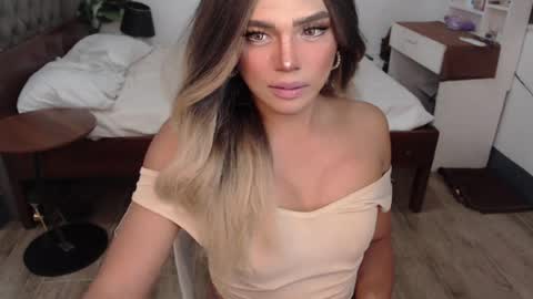 Snapshot of jesie_hot69 chatting on 07/20/26, 10:39 jesie_hot69 online show from 07/20/26, 10:39