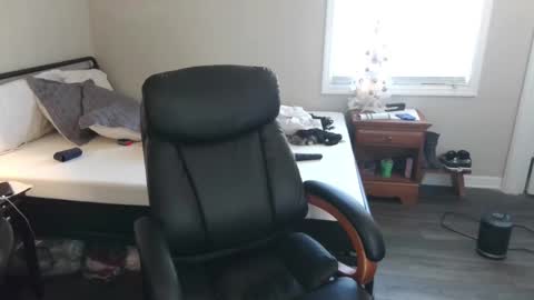 Jessica online show from 12/13/24, 06:27