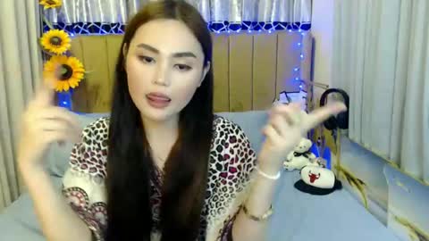 Snapshot of jess_goddes chatting on 06/15/26, 12:07 jess_goddes online show from 06/15/26, 12:07